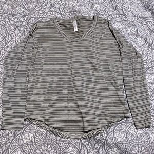 NWOT Athleta Cloudlight Long Sleeve
